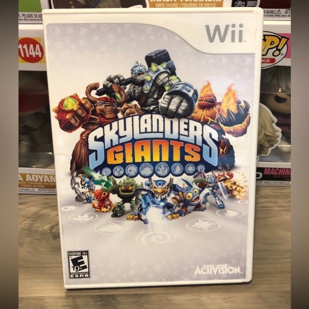 Skylanders giant video game